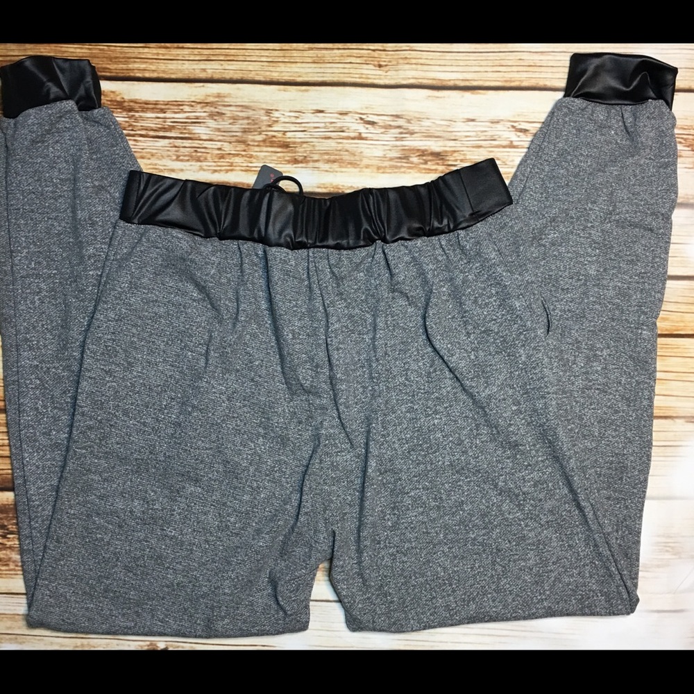 Take 50% off Heathered grey Joggers ❤️READ SIZING - Picture 3 of 5